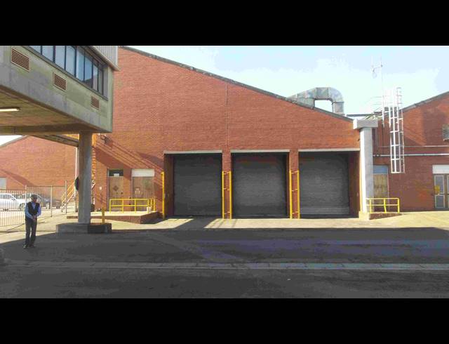 2,300M² FACTORY TO LET IN BELLVILLE CENTRAL